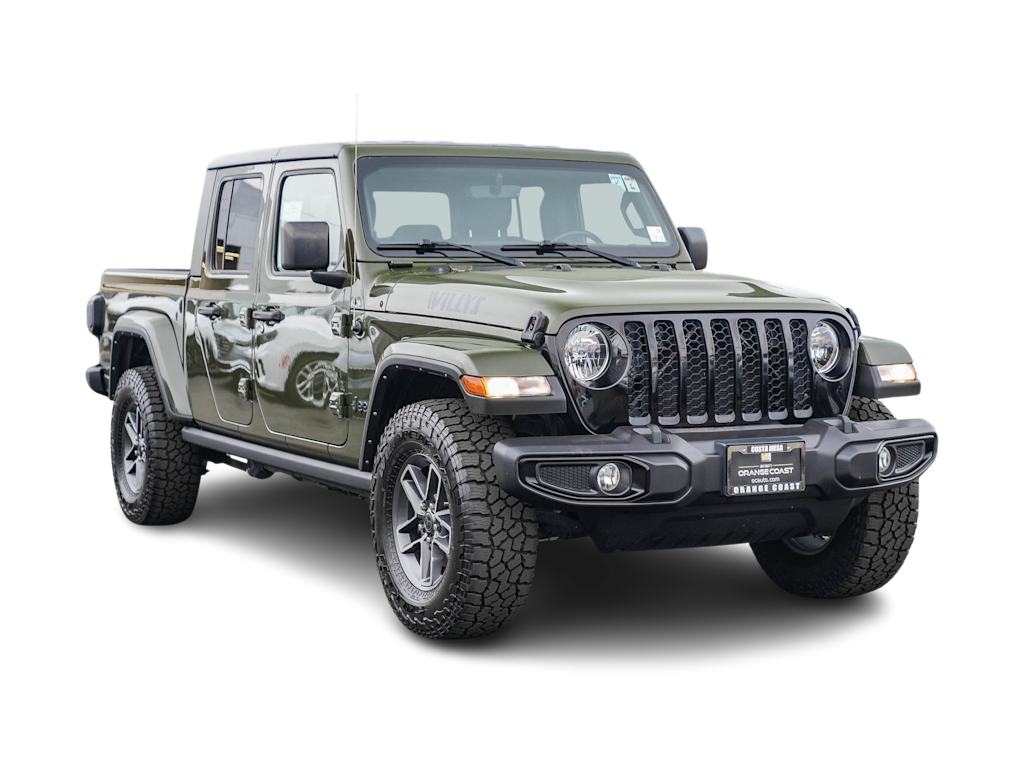 Thumbnail: 2021 Jeep Gladiator - 18