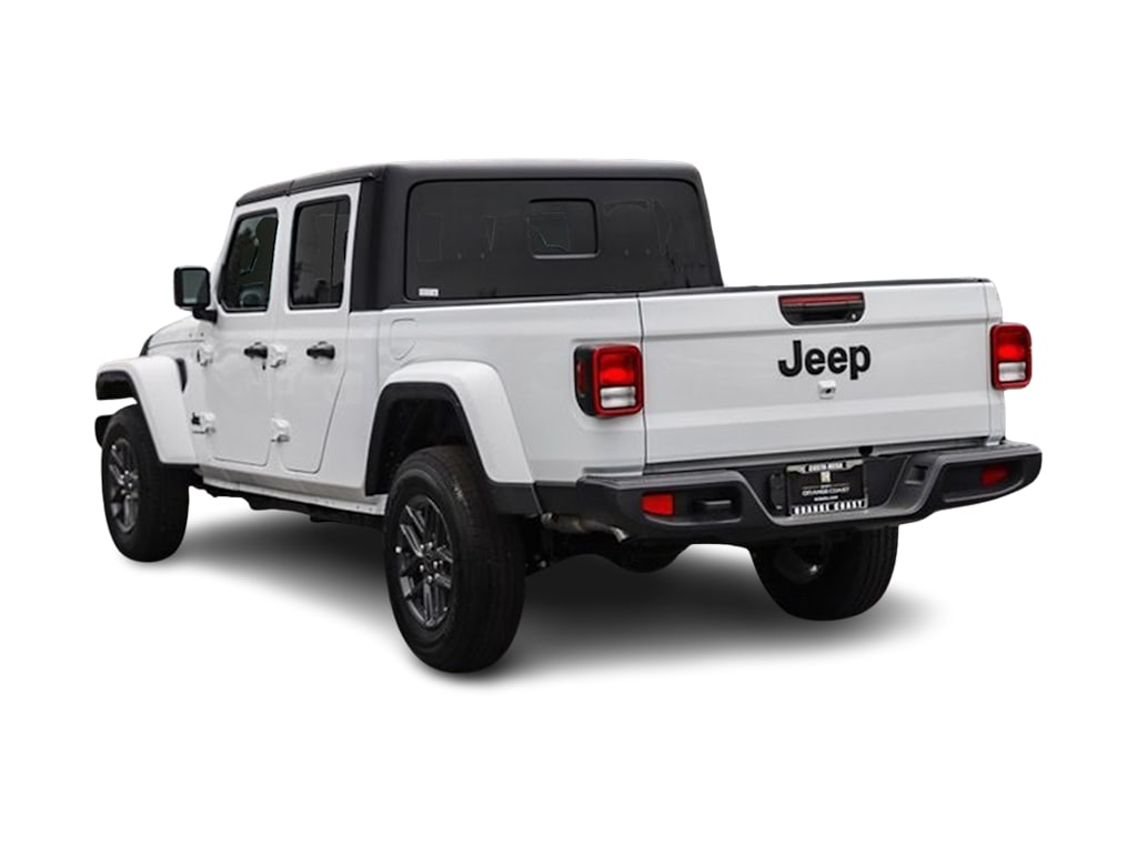 2024 Jeep Gladiator Sport 3