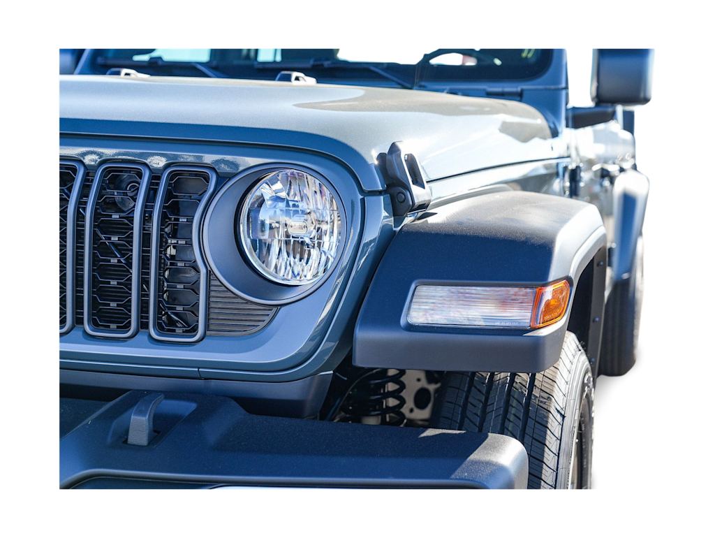 Thumbnail: 2026 Jeep Gladiator - 20