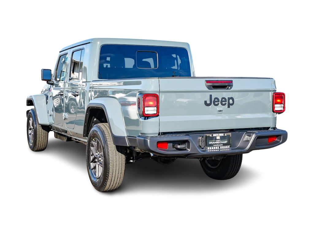 Thumbnail: 2026 Jeep Gladiator - 3