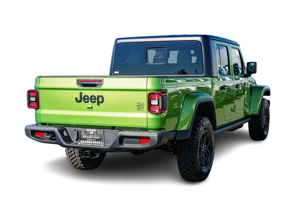 Thumbnail: 2026 Jeep Gladiator - 17
