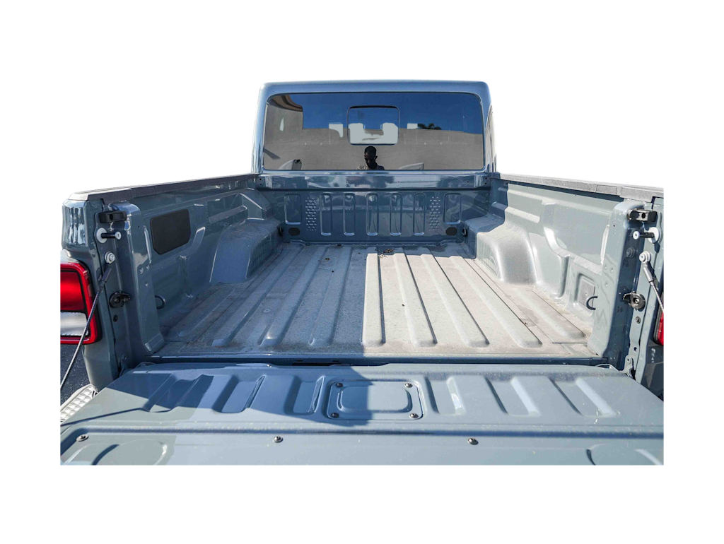 Thumbnail: 2025 Jeep Gladiator - 16