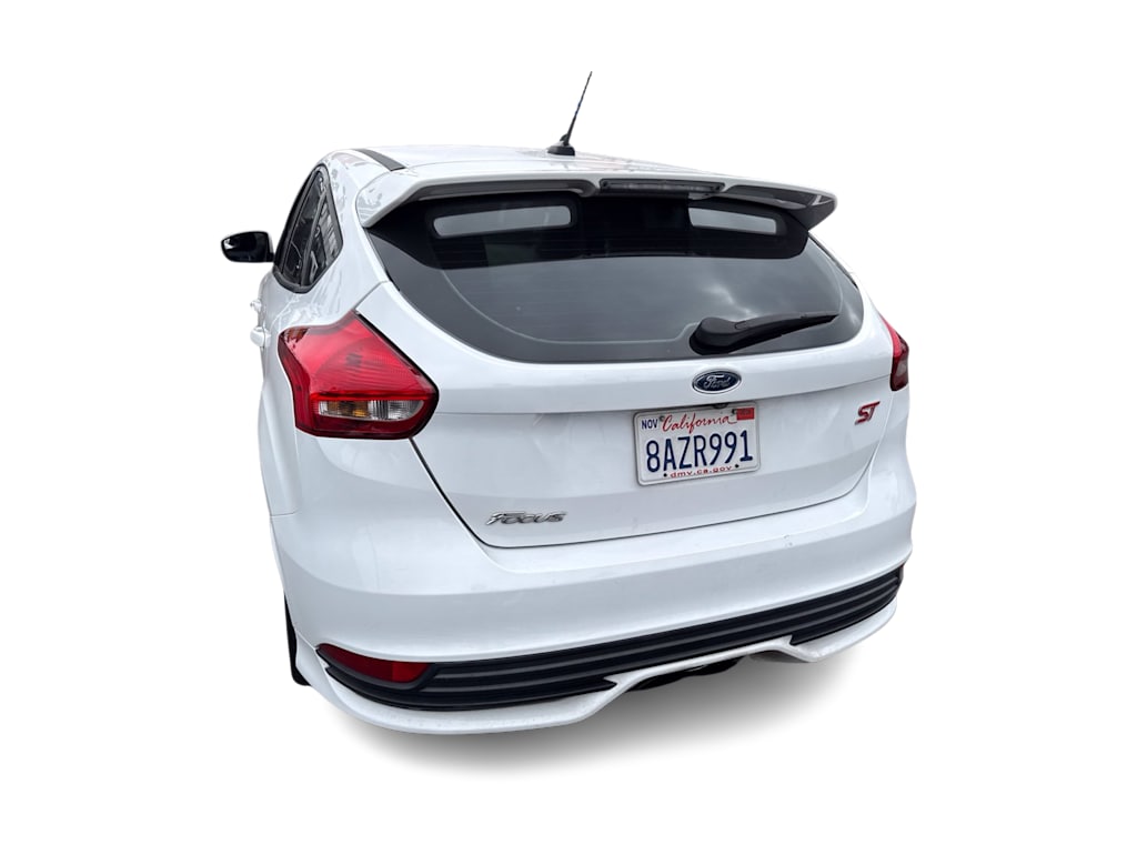 Thumbnail: 2017 Ford Focus - 19
