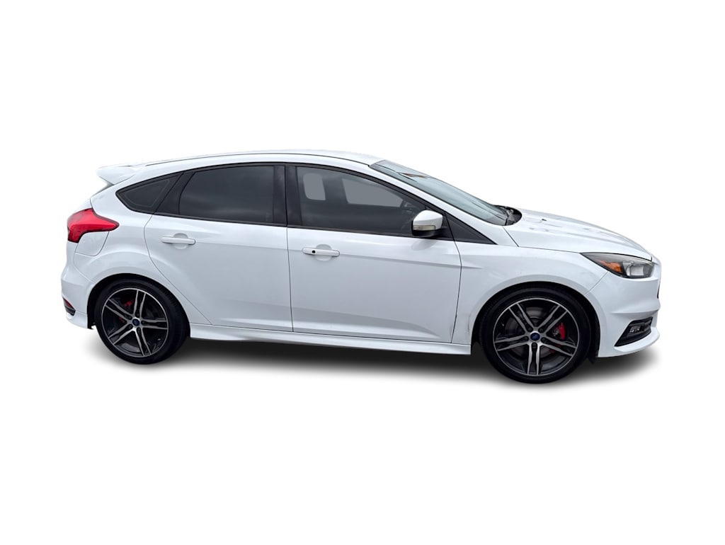Thumbnail: 2017 Ford Focus - 12