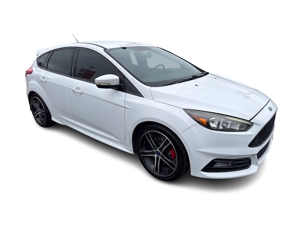 Thumbnail: 2017 Ford Focus - 11