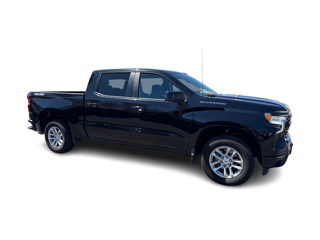 Thumbnail: 2026 Chevrolet Silverado 1500 - 3