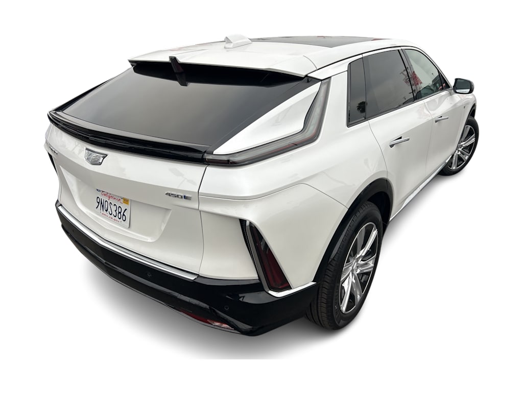 Thumbnail: 2024 Cadillac Lyriq - 28