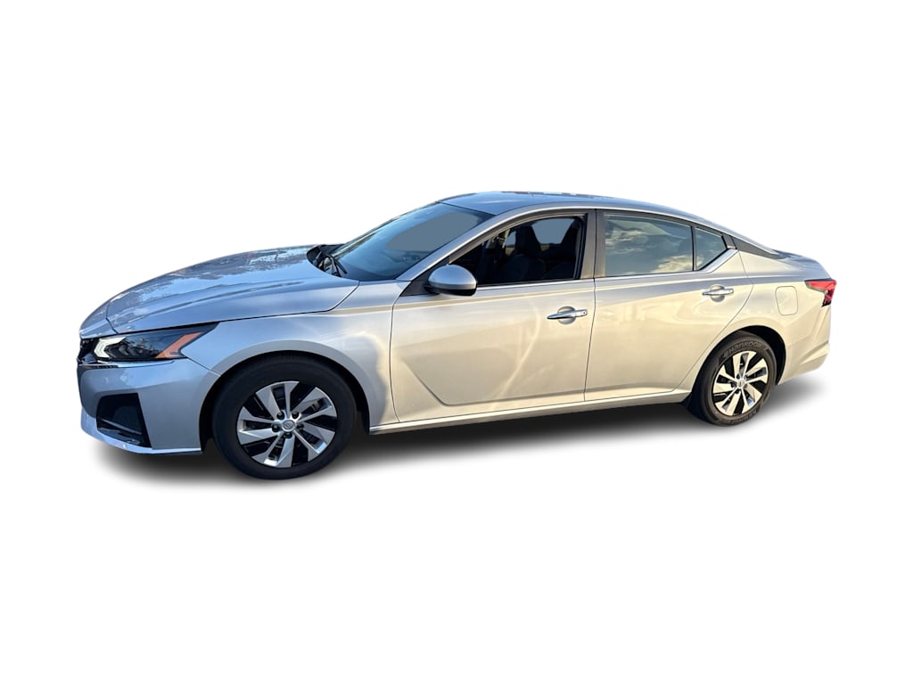 Thumbnail: 2023 Nissan Altima - 3