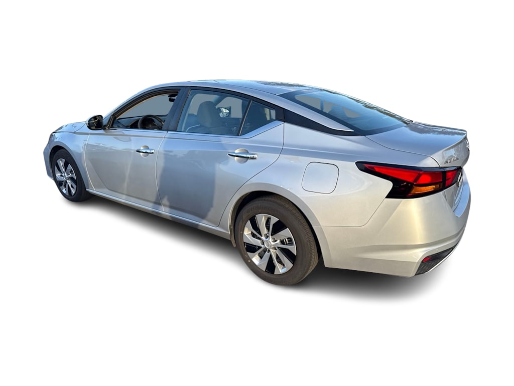 Thumbnail: 2023 Nissan Altima - 4