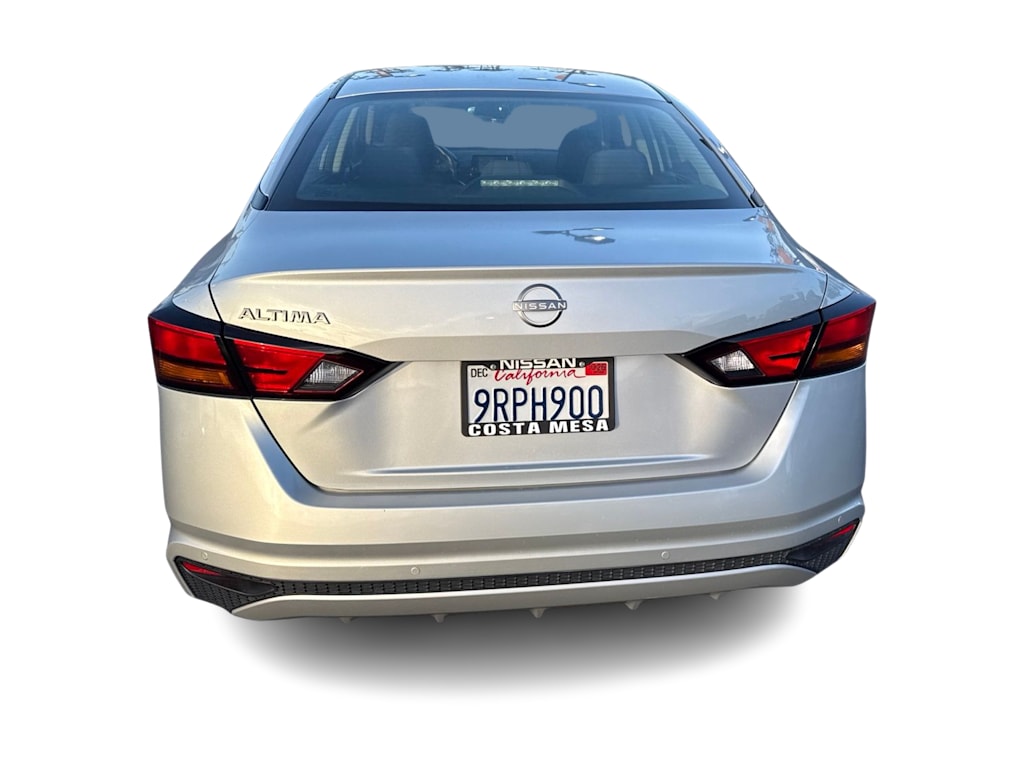 Thumbnail: 2023 Nissan Altima - 21