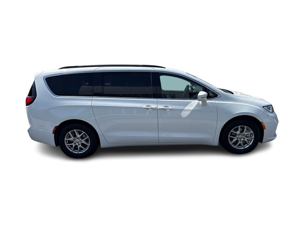 Thumbnail: 2022 Chrysler Pacifica - 13