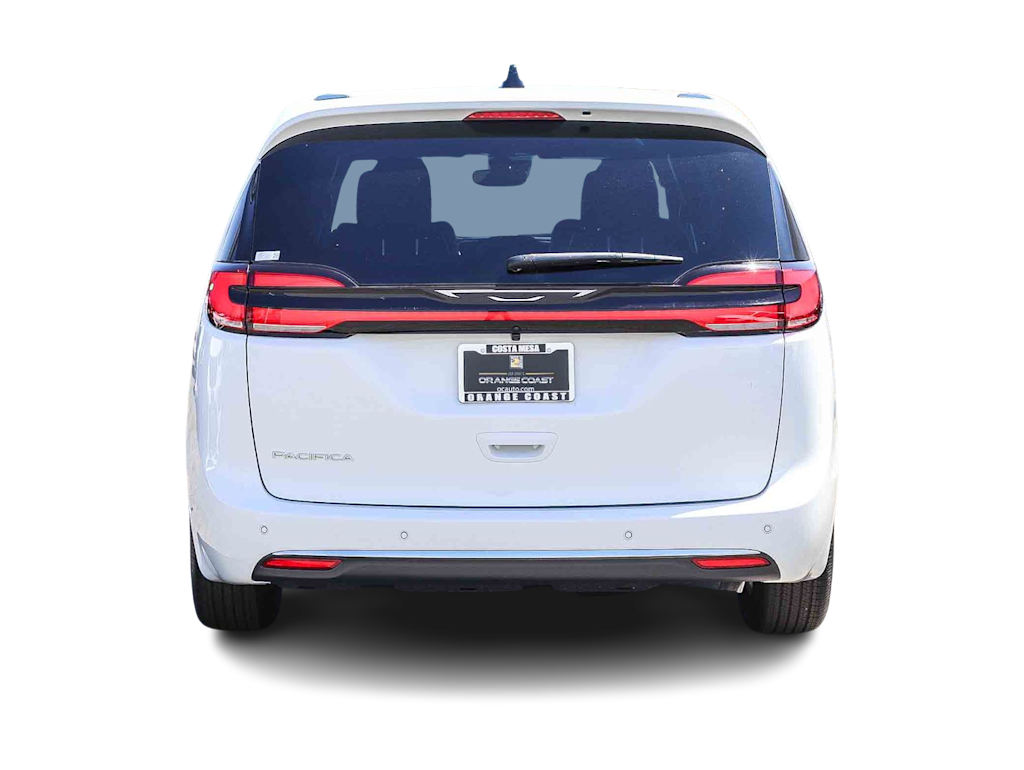 Thumbnail: 2027 Chrysler Pacifica - 4