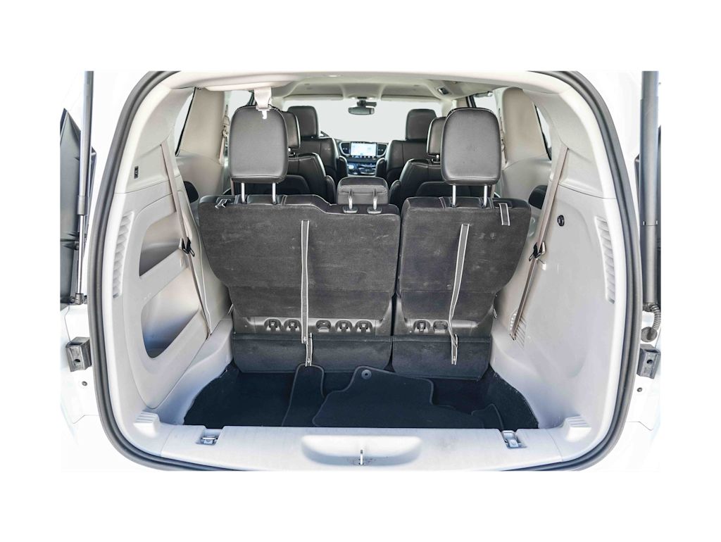 Thumbnail: 2024 Chrysler Pacifica - 16