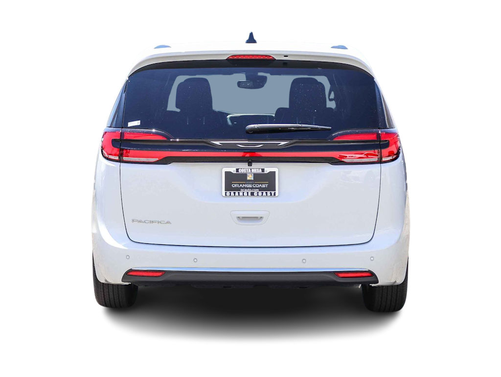 Thumbnail: 2027 Chrysler Pacifica - 4