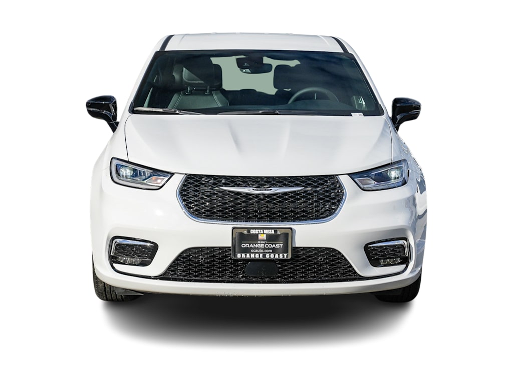 Thumbnail: 2026 Chrysler Pacifica - 5