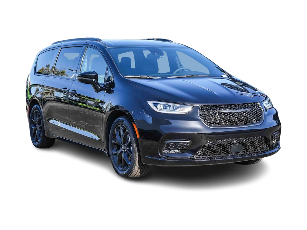 Thumbnail: 2026 Chrysler Pacifica - 16