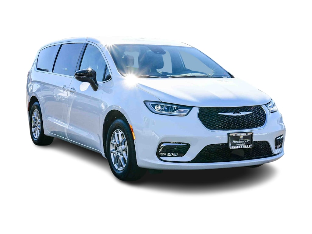 Thumbnail: 2026 Chrysler Pacifica - 16