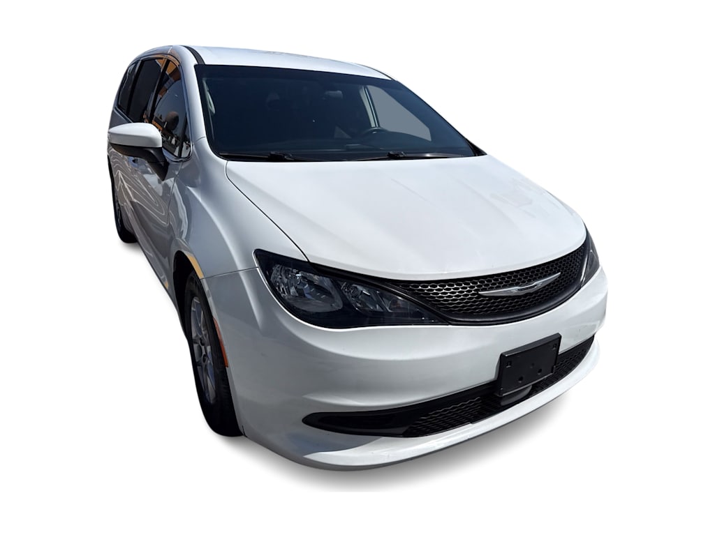 Thumbnail: 2022 Chrysler Voyager - 14