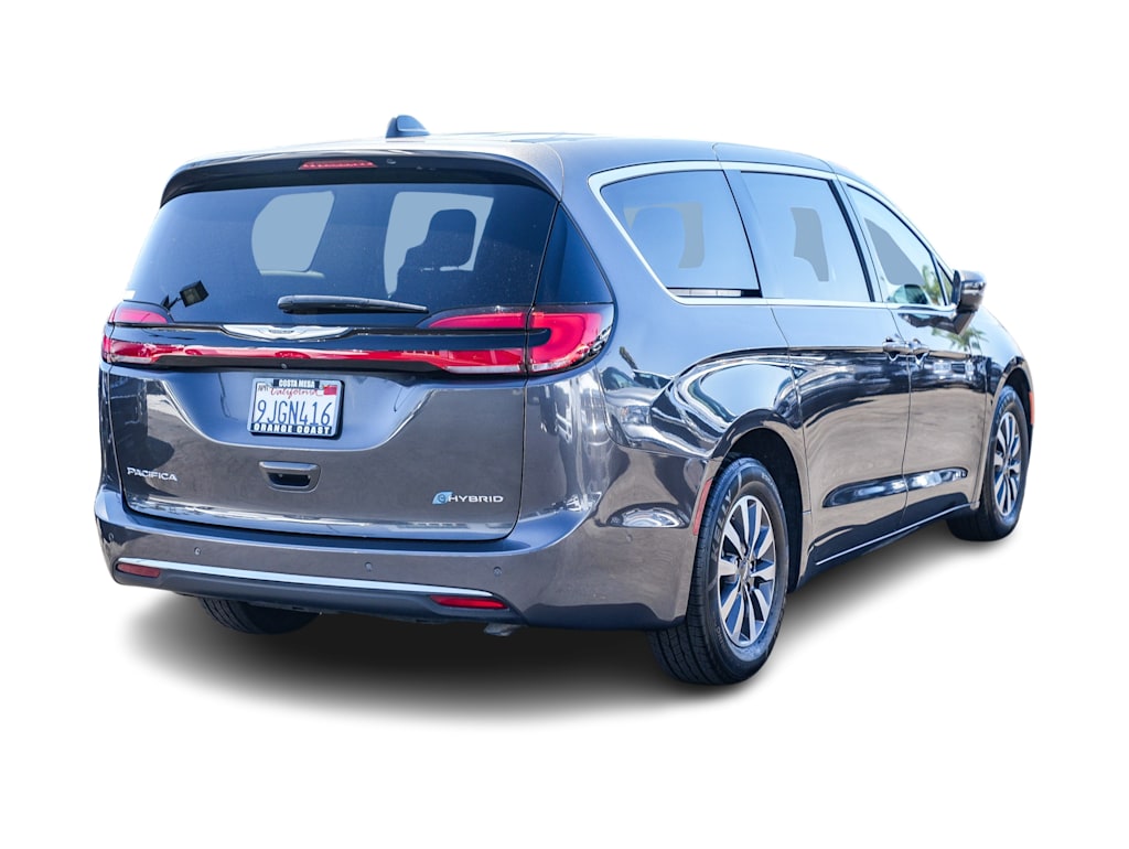 Thumbnail: 2022 Chrysler Pacifica - 18