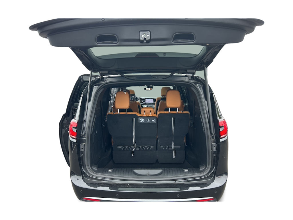 2021 Chrysler Pacifica Hybrid Pinnacle 17