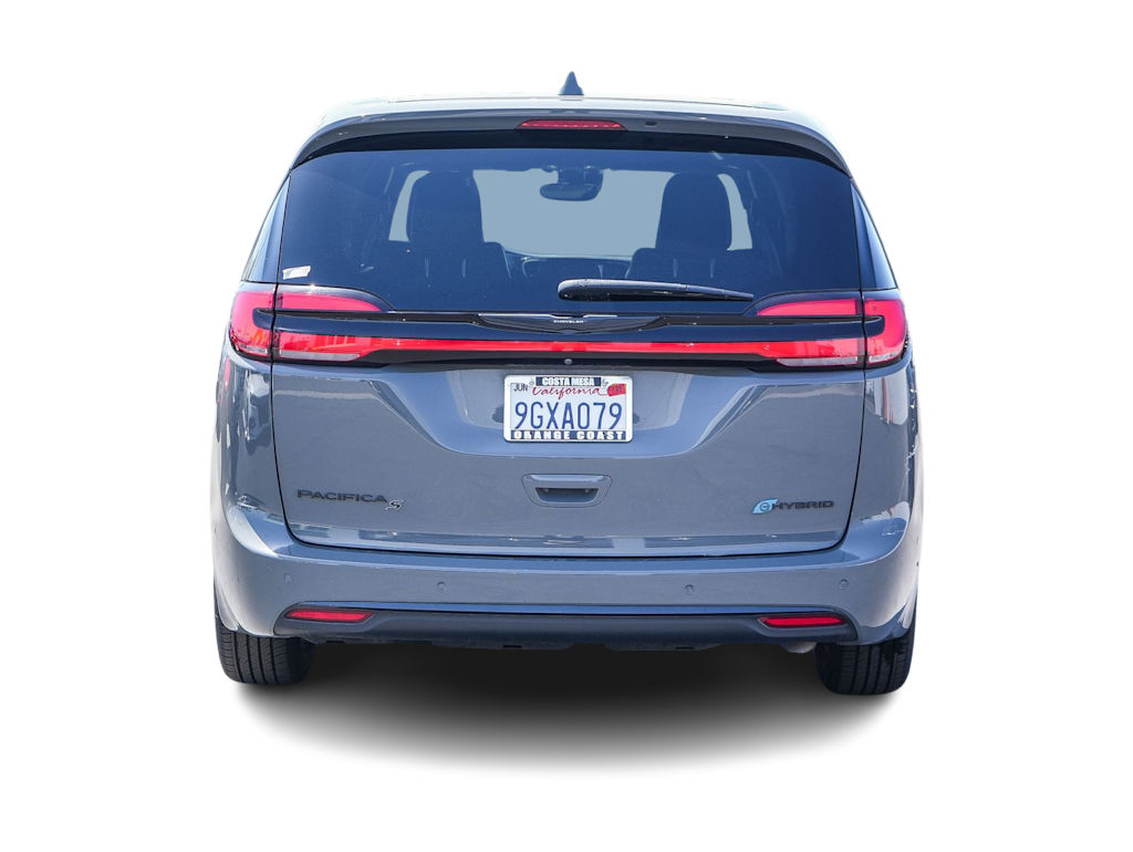 Thumbnail: 2022 Chrysler Pacifica - 4