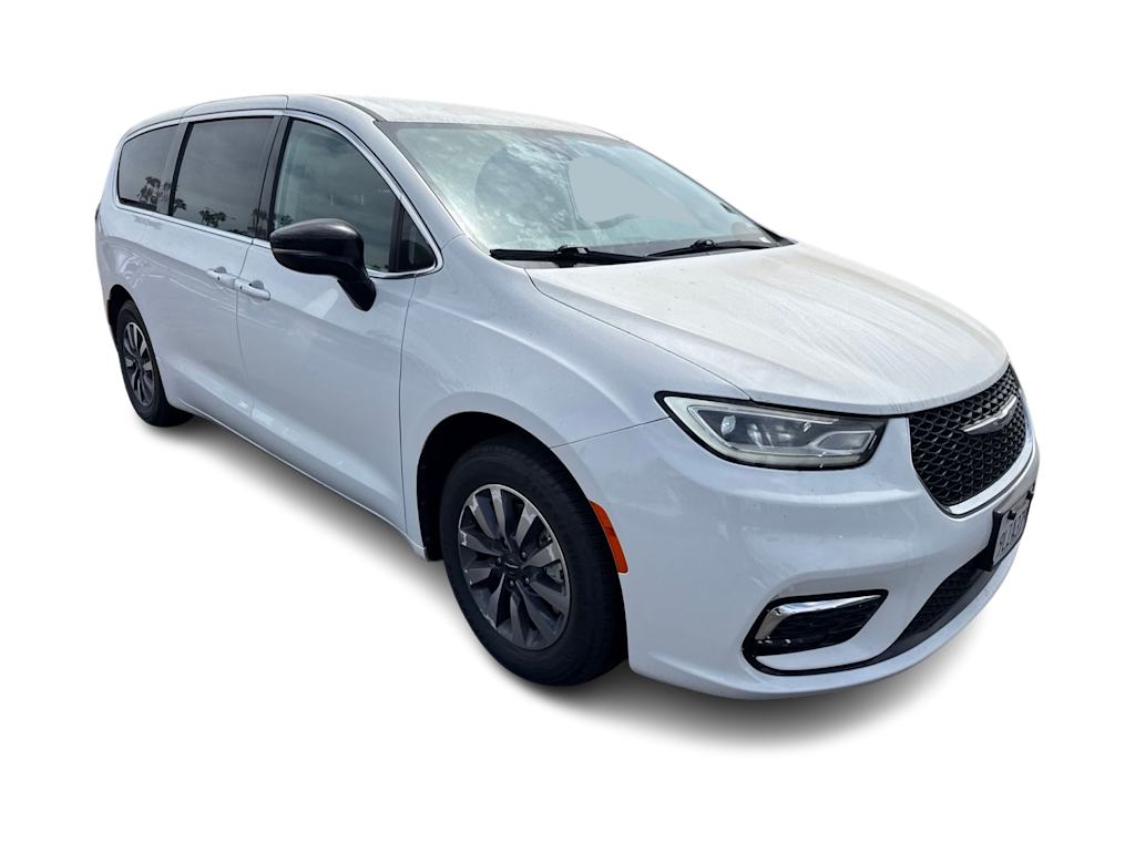 Thumbnail: 2024 Chrysler Pacifica - 13