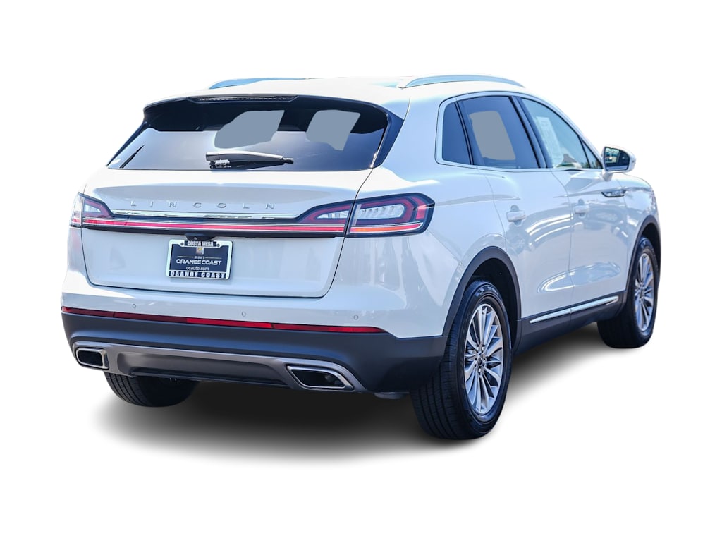 Thumbnail: 2022 Lincoln Nautilus - 18