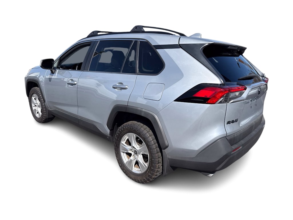 Thumbnail: 2021 Toyota RAV4 - 20