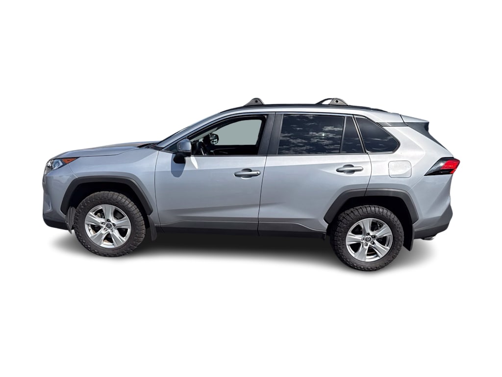 Thumbnail: 2021 Toyota RAV4 - 23