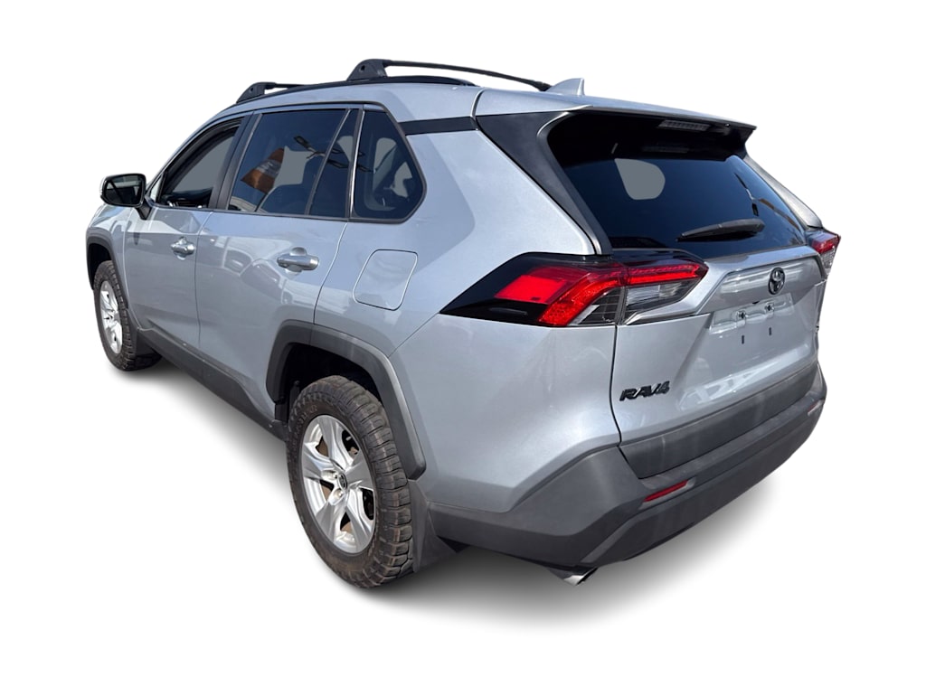 Thumbnail: 2021 Toyota RAV4 - 19
