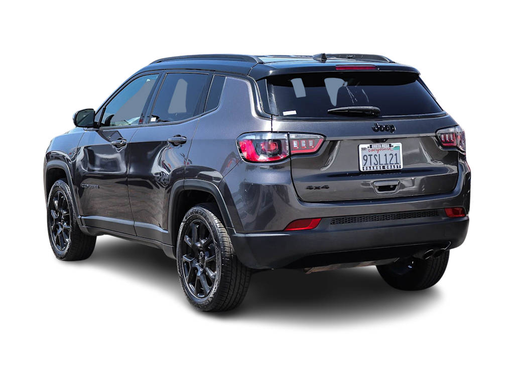 Thumbnail: 2022 Jeep Compass - 3