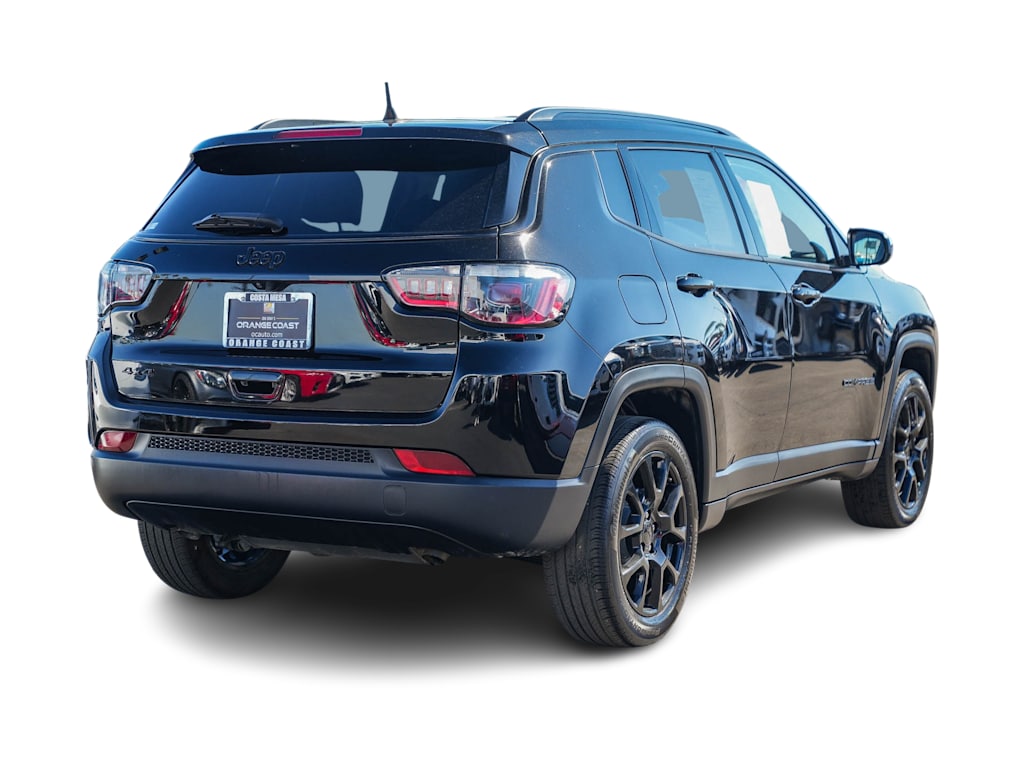 Thumbnail: 2023 Jeep Compass - 18