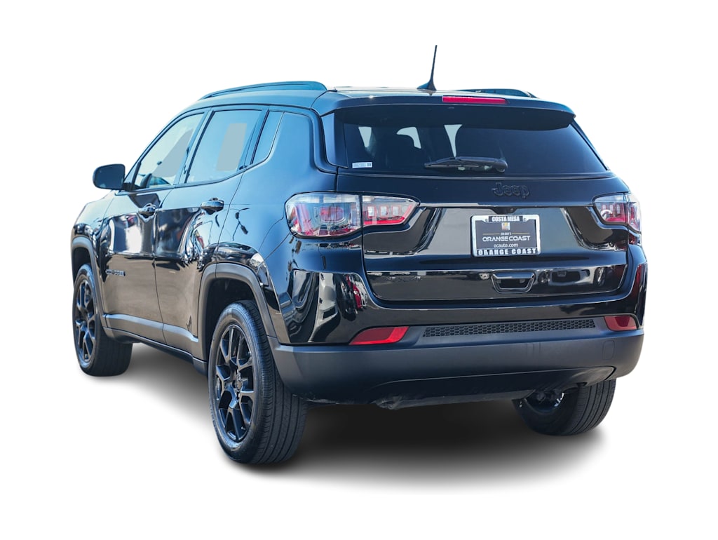 Thumbnail: 2023 Jeep Compass - 3
