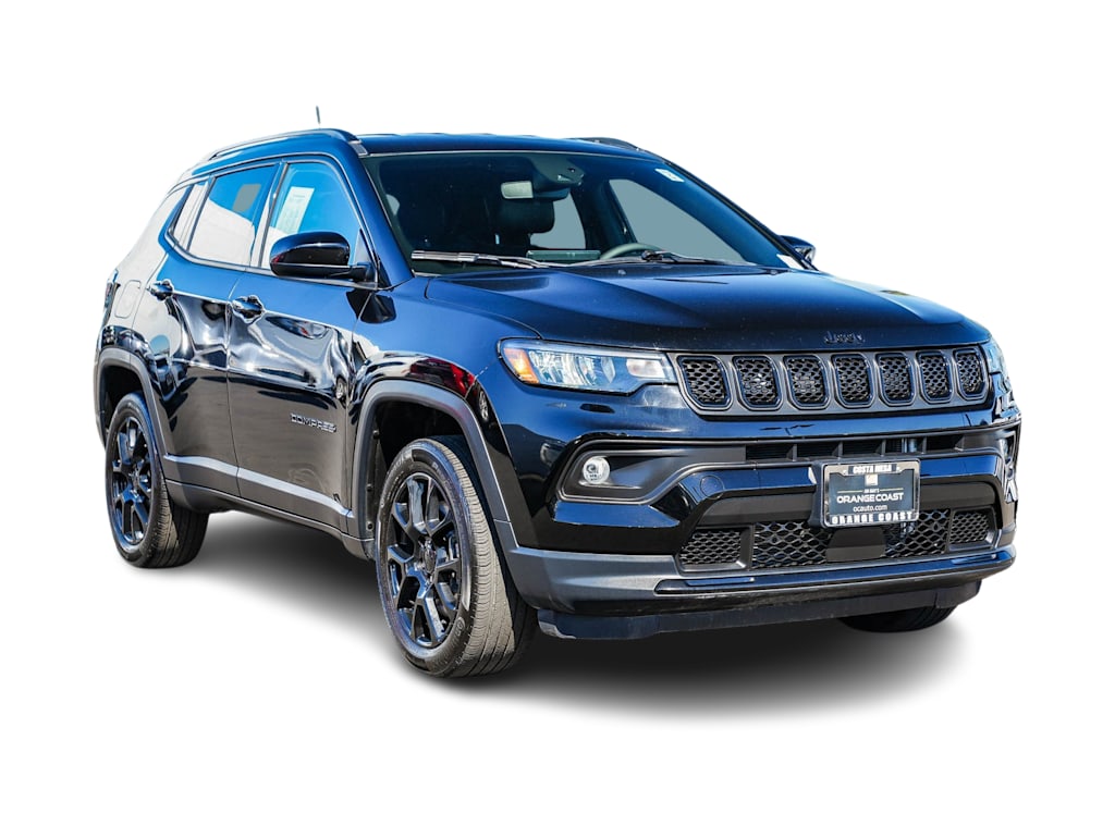 Thumbnail: 2023 Jeep Compass - 17