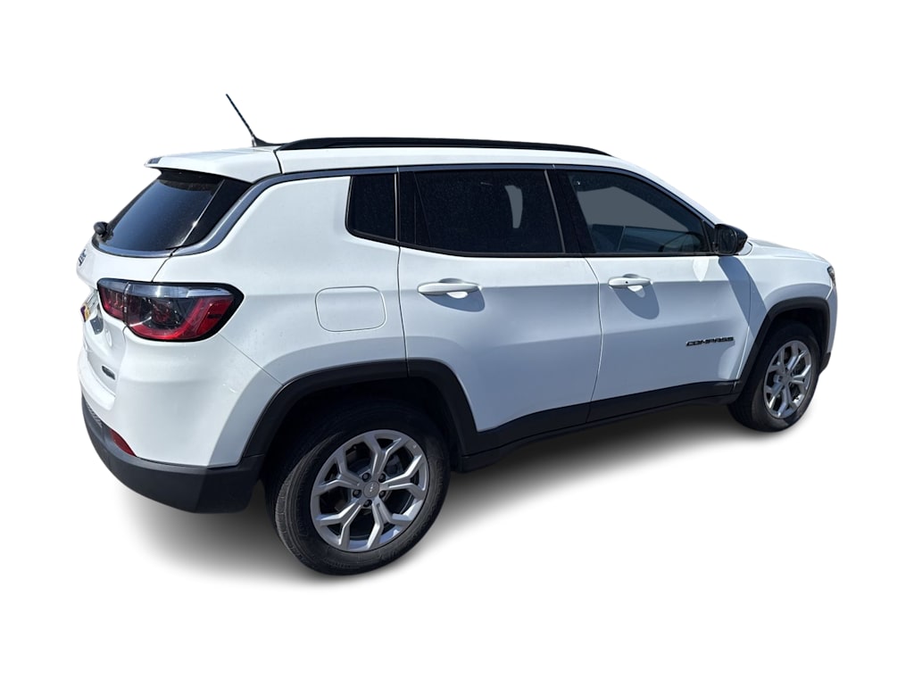 Thumbnail: 2024 Jeep Compass - 21