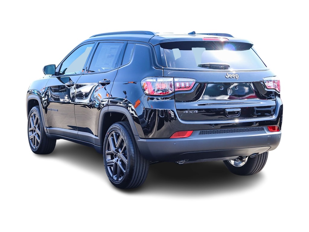 Thumbnail: 2026 Jeep Compass - 3