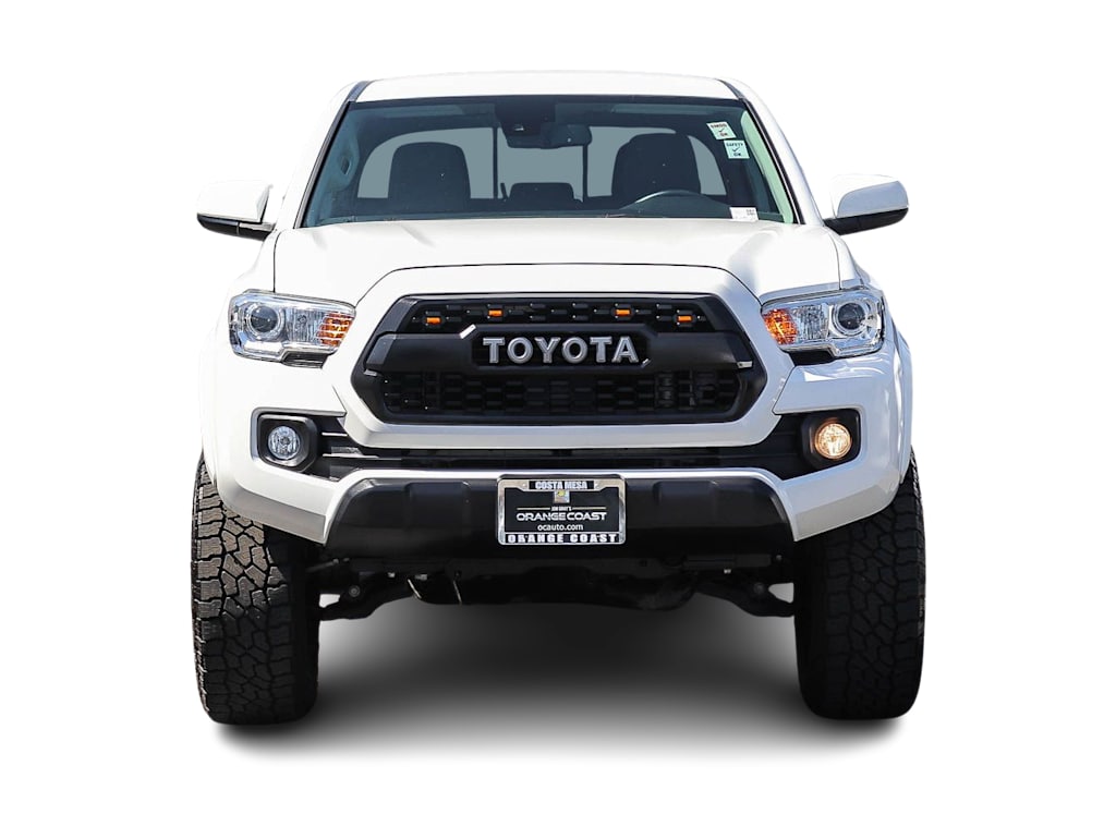 Thumbnail: 2022 Toyota Tacoma - 4