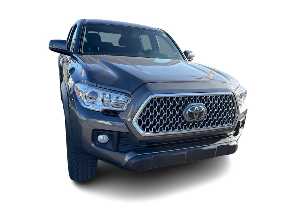 Thumbnail: 2019 Toyota Tacoma - 12