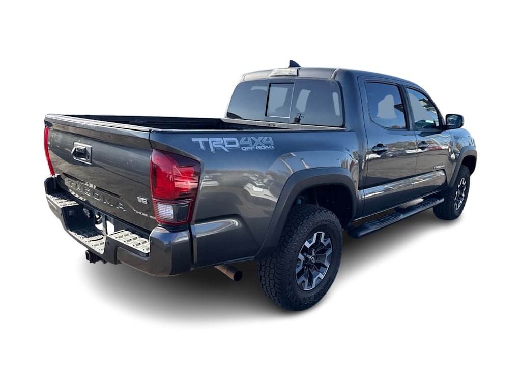 Thumbnail: 2019 Toyota Tacoma - 20