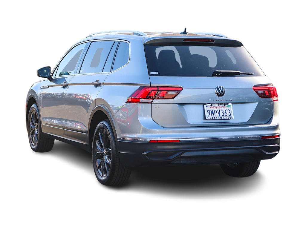 Thumbnail: 2024 Volkswagen Tiguan - 3
