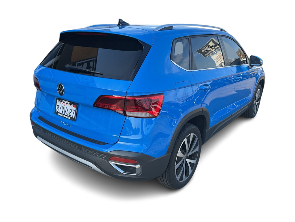 Thumbnail: 2022 Volkswagen Taos - 21