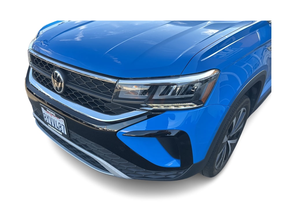 Thumbnail: 2022 Volkswagen Taos - 25