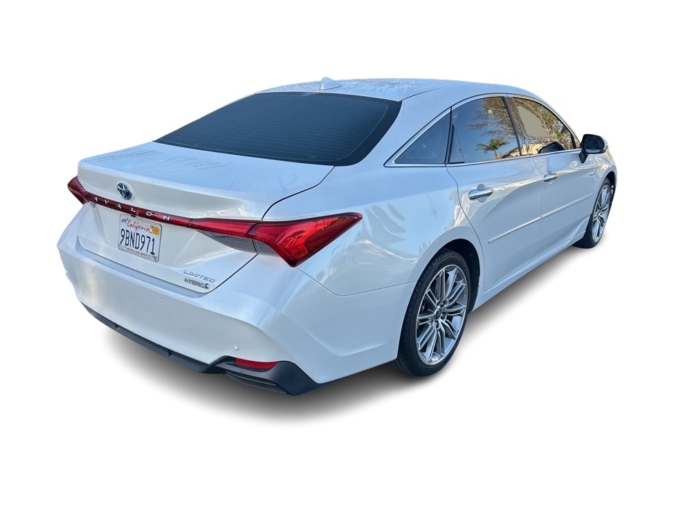 2021 Toyota Avalon Limited 17