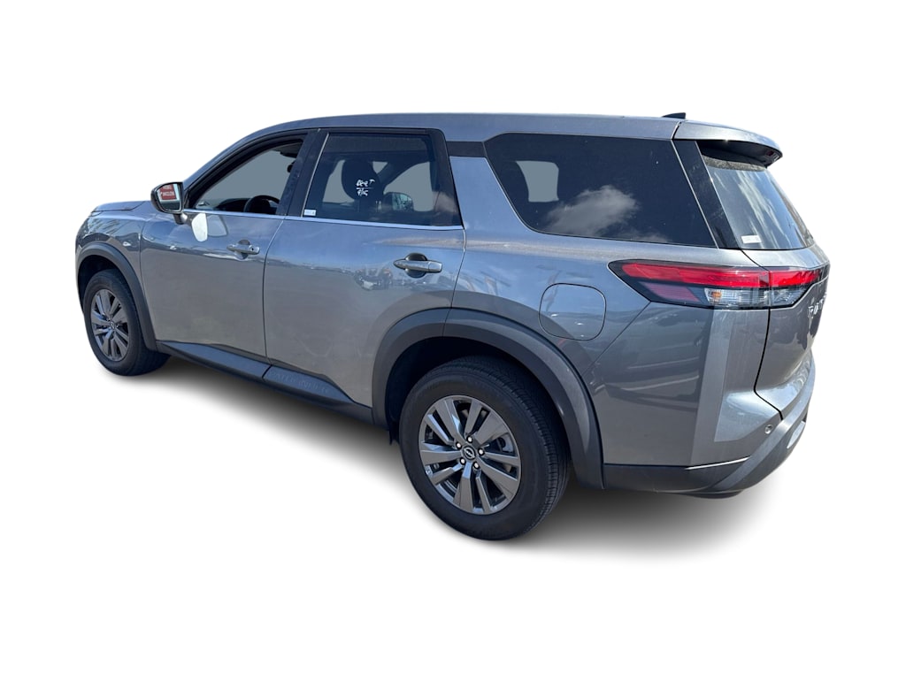 Thumbnail: 2024 Nissan Pathfinder - 25