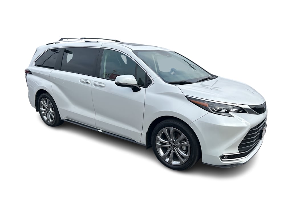 Thumbnail: 2024 Toyota Sienna - 23
