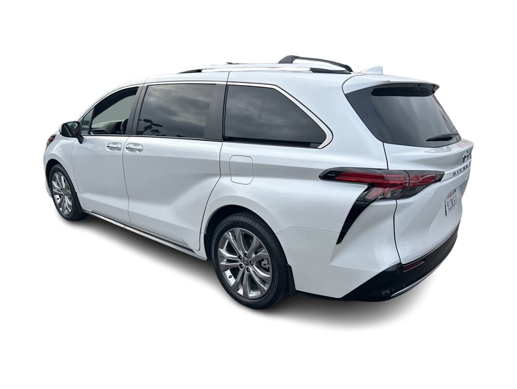 Thumbnail: 2024 Toyota Sienna - 4