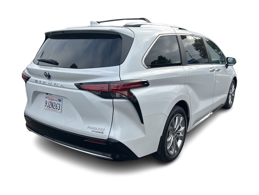 Thumbnail: 2024 Toyota Sienna - 21