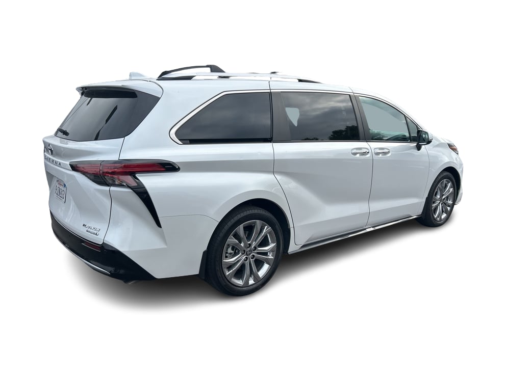 Thumbnail: 2024 Toyota Sienna - 22