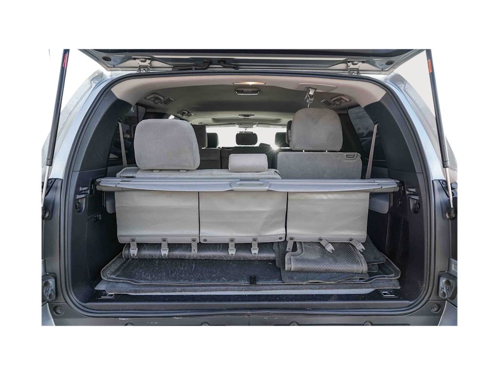 Thumbnail: 2015 Toyota Sequoia - 16