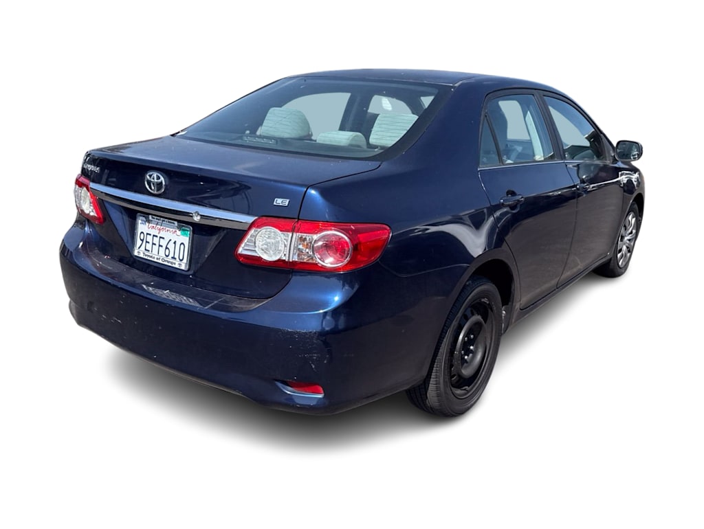 Thumbnail: 2013 Toyota Corolla - 17